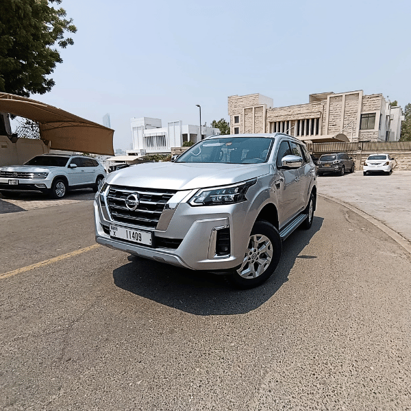Rent Nissan Xterra in Dubai