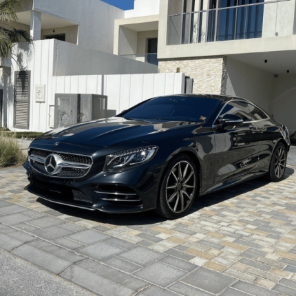 Rent Mercedes Benz S560 in Dubai