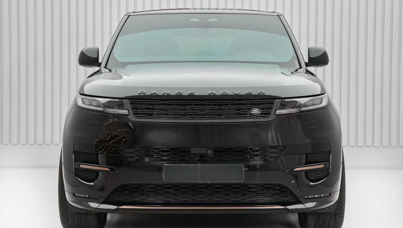 Rent Range Rover Sports in Dubai