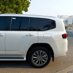 Rent Toyota Land Cruiser in Dubai