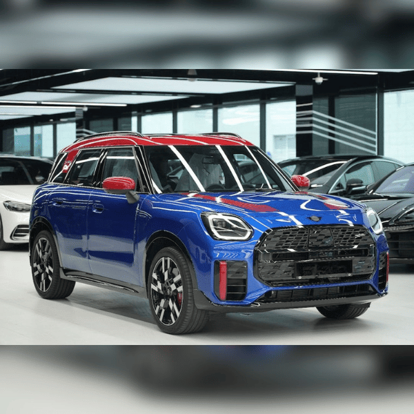 Rent mini cooper countryman in dubai