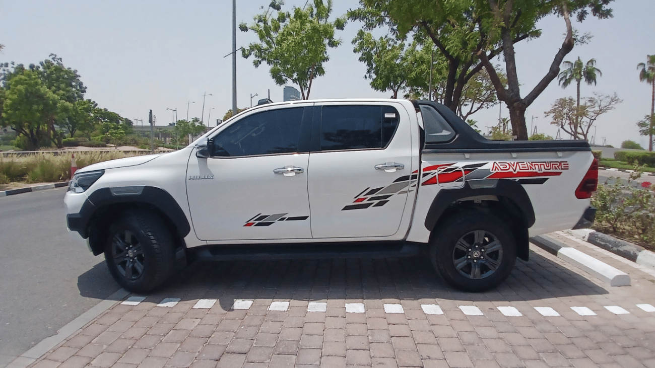 Rent Toyota double cabin pickup in dubai