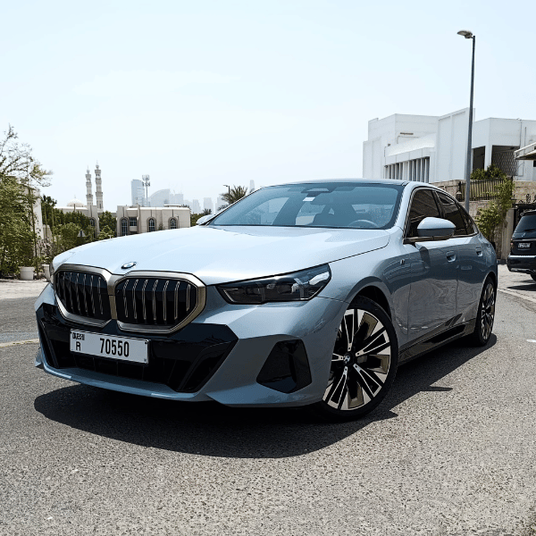 Rent BMW 520i in Dubai