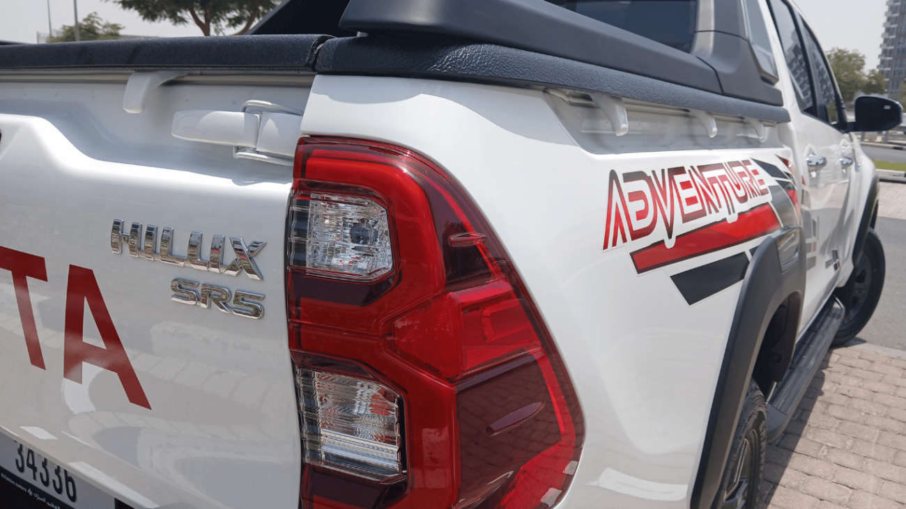 yearly rent toyota hilux in dubai