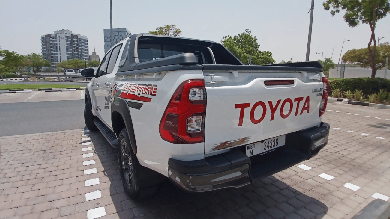 Rent 4x4 pickup in dubai