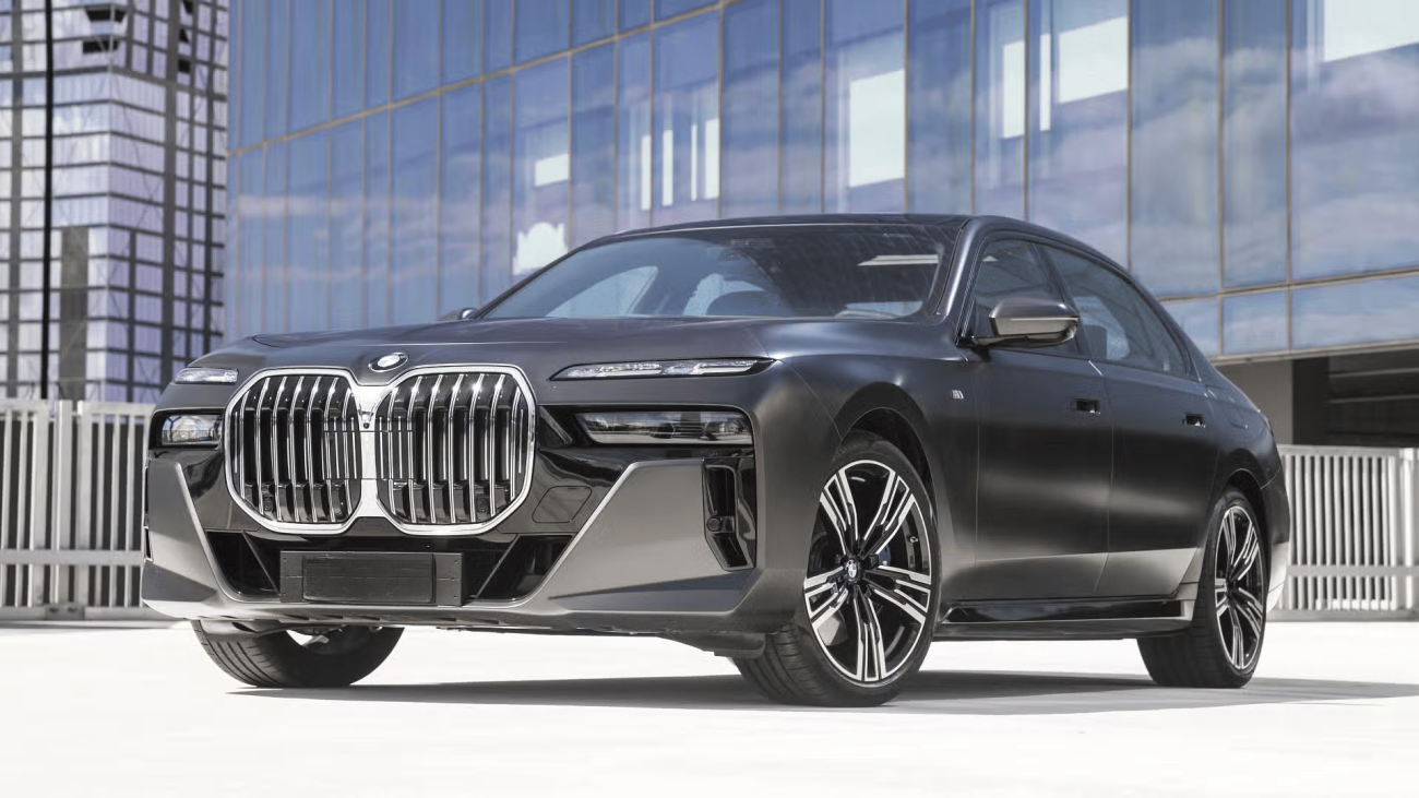Rent BMW 740li in dubai