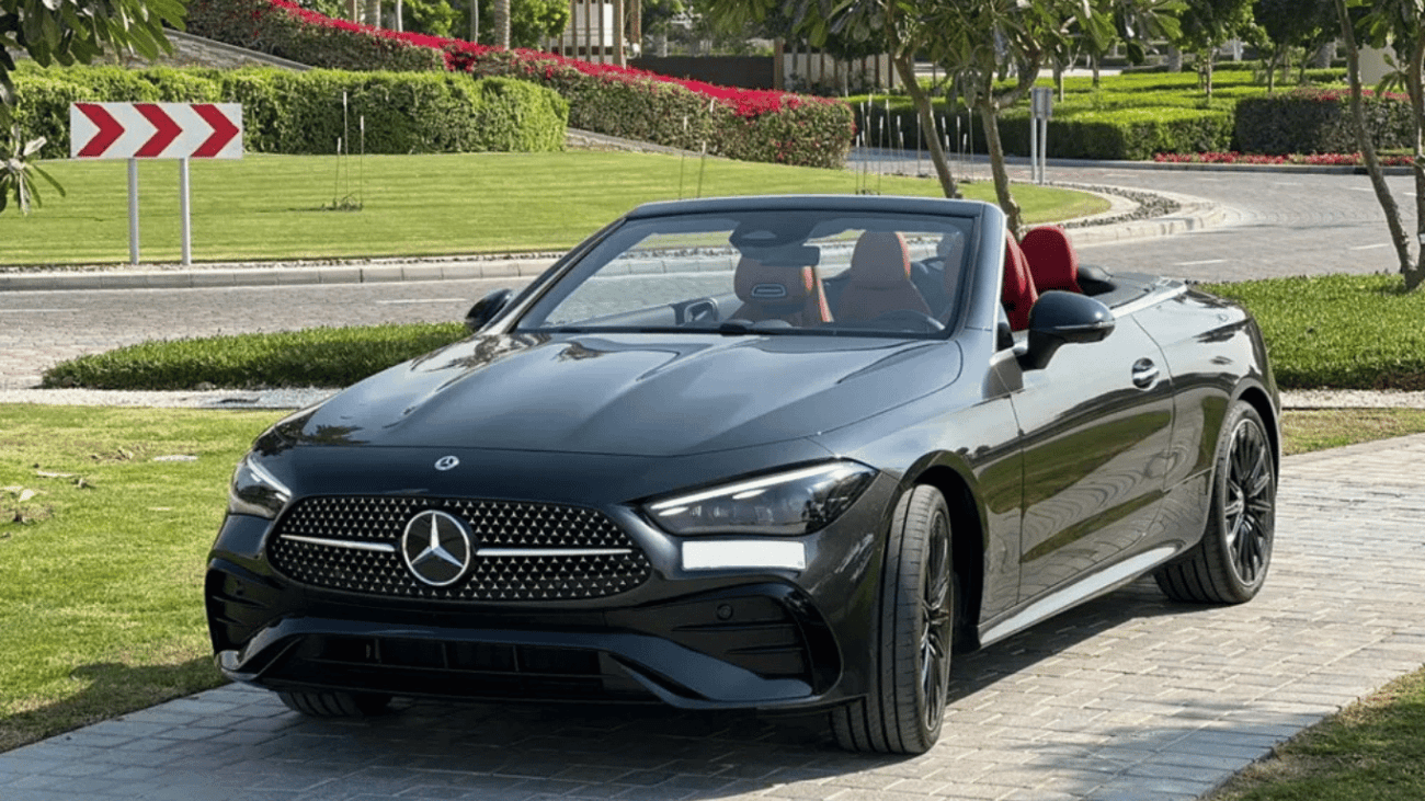 Sports car rental in dubai